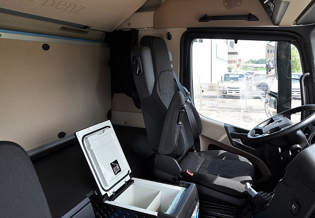 Mercedes-Benz Actros 2545 LS