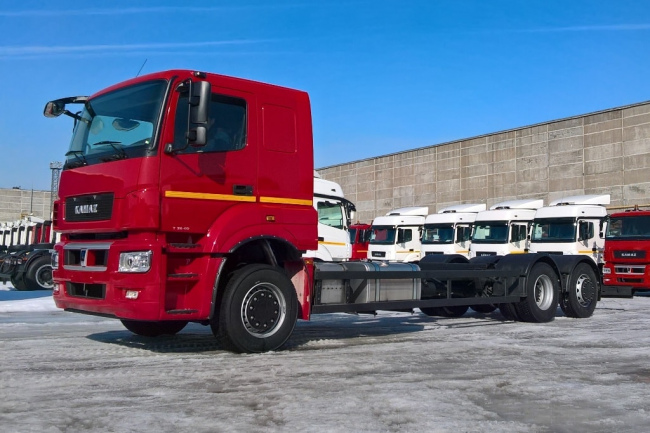 КАМАЗ 65208-1001-87