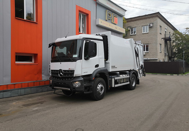 Mercedes-Benz Arocs 2033 L