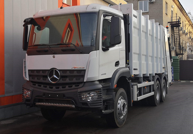 Mercedes-Benz Arocs 3336