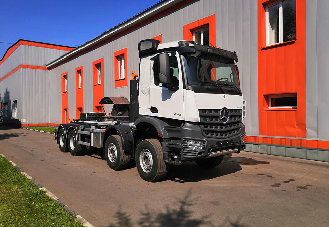 Mercedes-Benz Arocs 4142 K