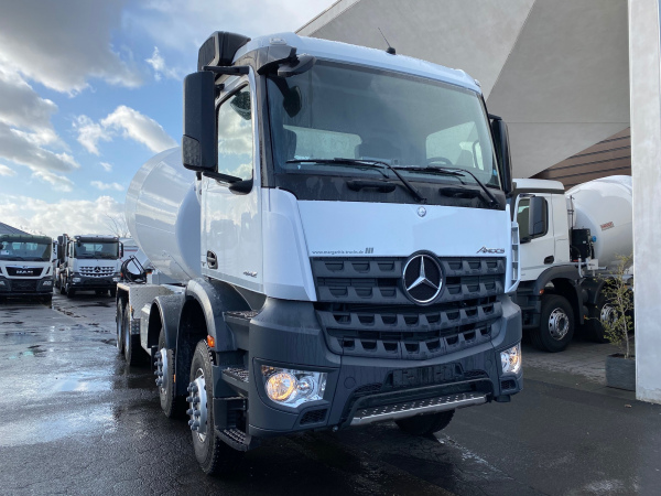 Mercedes-Benz Arocs 4142 B